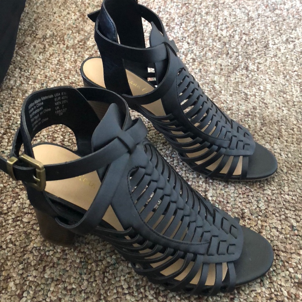 American Eagle Heels!